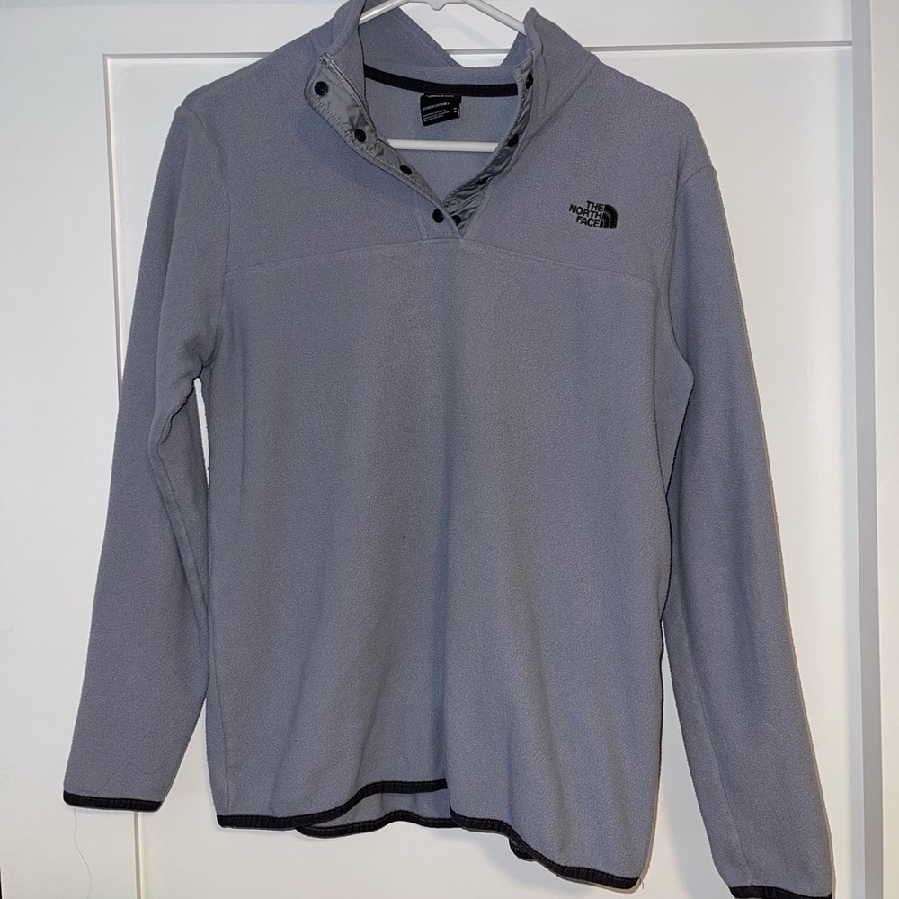 North face pullover
